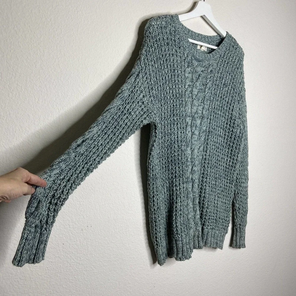 L.A. Hearts Green Cable Knit Long Sweater Sz L